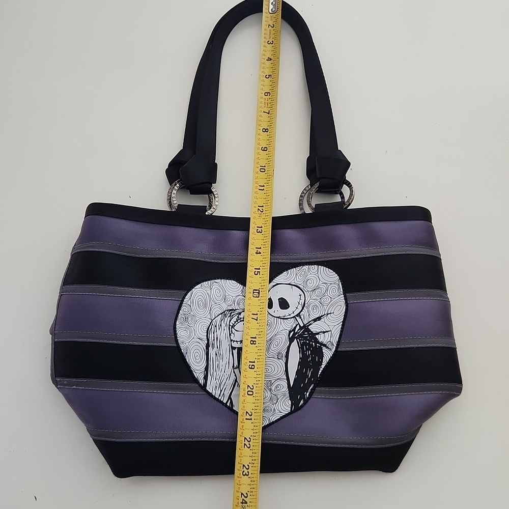 Harveys Disney Couture The Nightmare Before Christmas Carriage Ring Tote - Picture 9 of 14